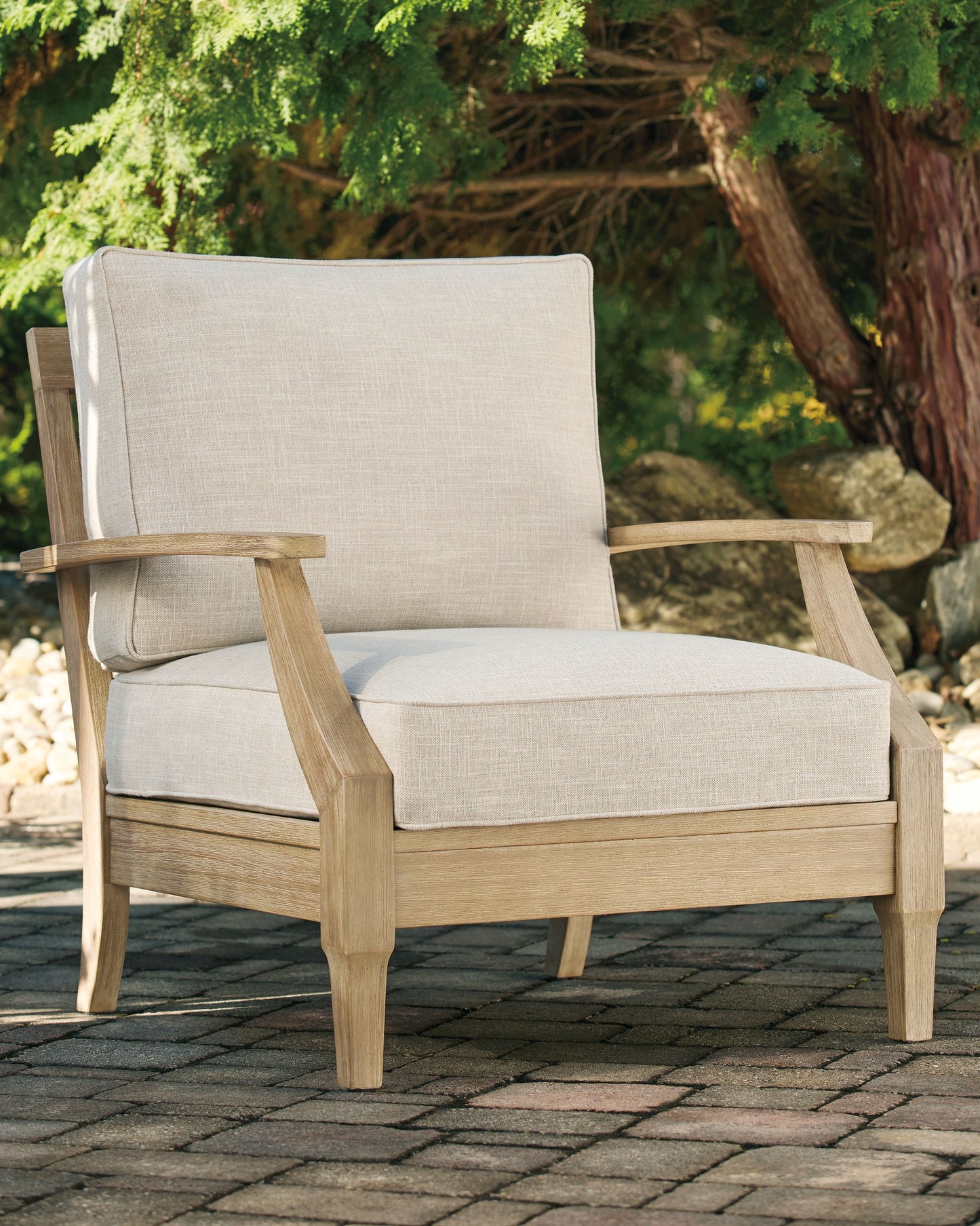 Clare View - Beige - Lounge Chair w/Cushion